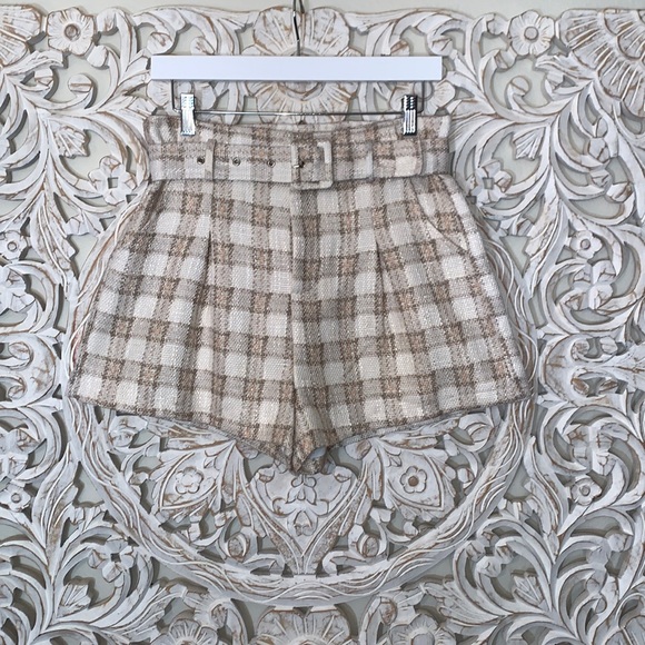 NWT Le Lis Taupe Plaid High Waisted Tweed Shorts - Picture 8 of 8